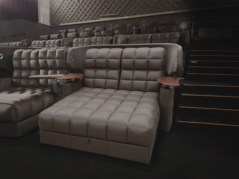 Cinema Louge 1