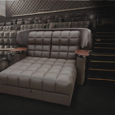 CINEMA LOUNGE